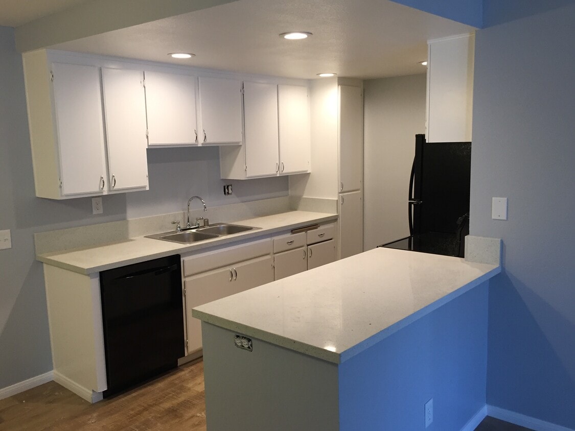 227 Woodland Pky Unit 263, San Marcos, CA 92069 Condo for Rent in San