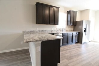 Building Photo - 509 Washington Dr
