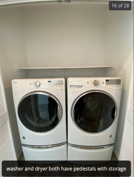 Building Photo - 22992 Serra Dr