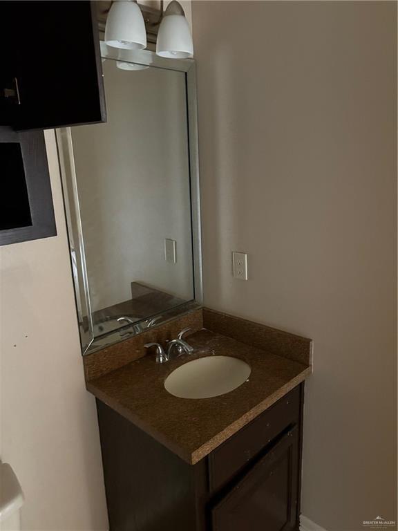 Foto del edificio - 612 Jade St