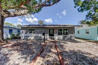Building Photo - 439 34th Ave N
