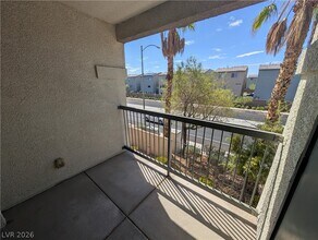 Building Photo - 8000 W Badura Ave