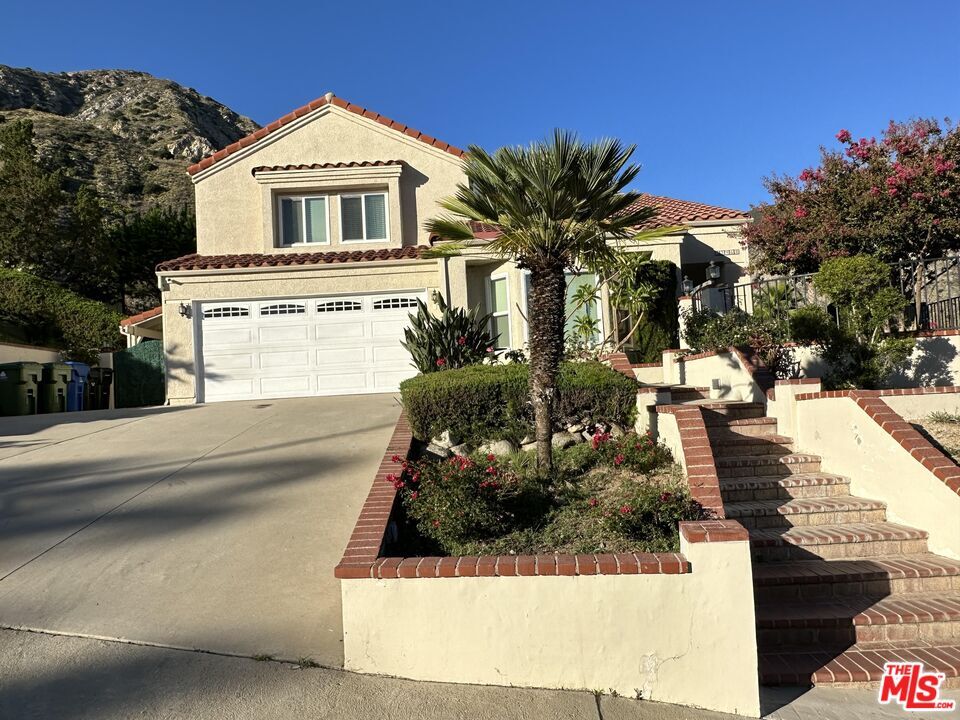 Foto principal - 12468 Rajah St