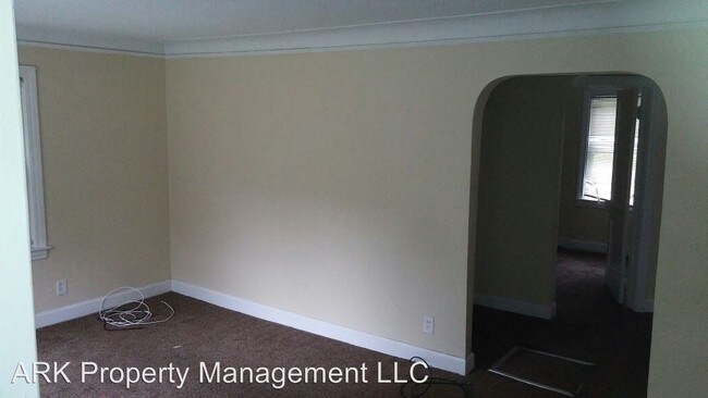 Foto del edificio - 4273 Kendall Rd
