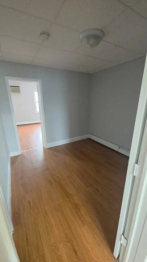 Building Photo - 301 Grand St