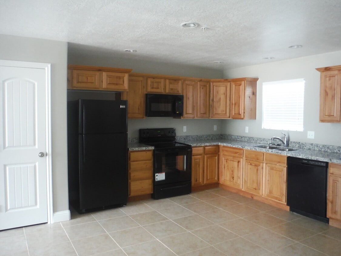 Primary Photo - 301 Cheyenne Drive Condos