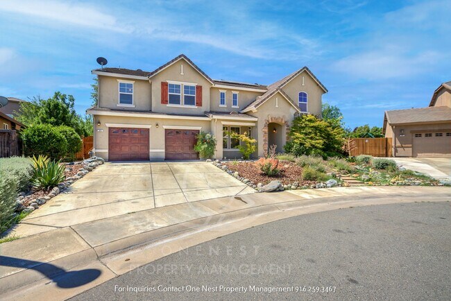 Building Photo - Huge home, Lincoln Crossing - walking dist...