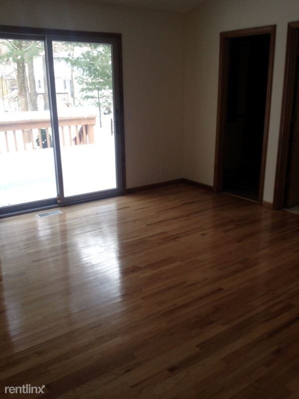 Building Photo - 2 br, 3 bath House - 15331 Cove St