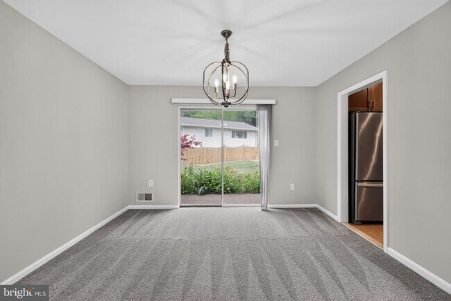 Foto del edificio - 4898 Wheatstone Dr