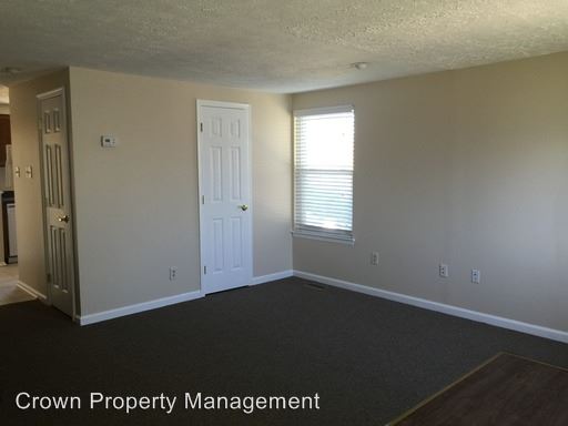 Building Photo - 1402 David Ln