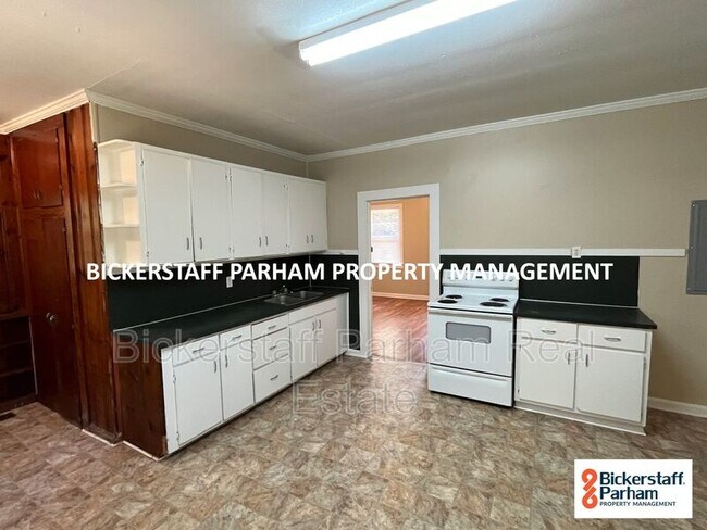 Foto del edificio - 4254 Forrest Rd