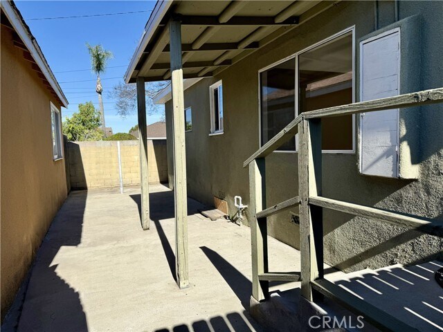Foto del edificio - 15531 Eucalyptus Ave