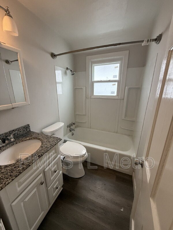 Foto del edificio - 2915 Ridgeway Ave