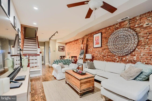 Foto del edificio - 1729 Covington St
