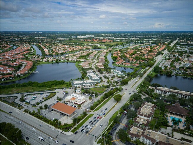 Foto del edificio - 11266 SW 12th St