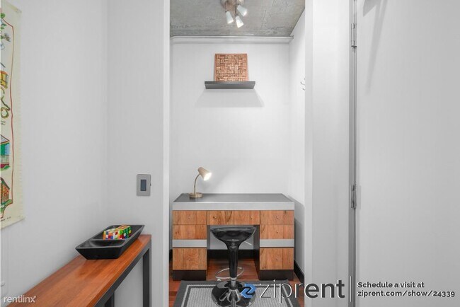 Foto del edificio - 1 br, 1 bath Condo - 411 Northwest Flander...