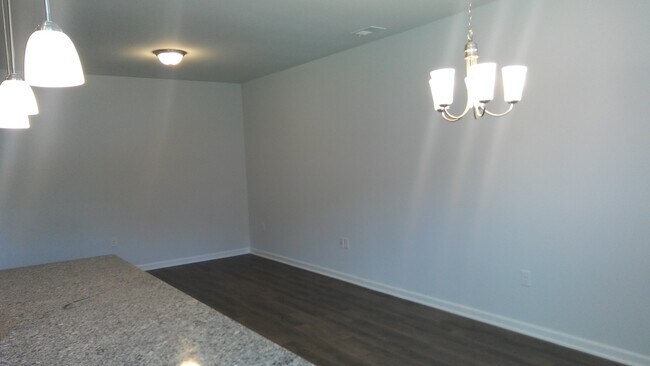 Foto del edificio - Spacious 3 Bedroom Townhome at Wild Wing