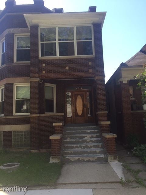 Primary Photo - 4316 N Troy St
