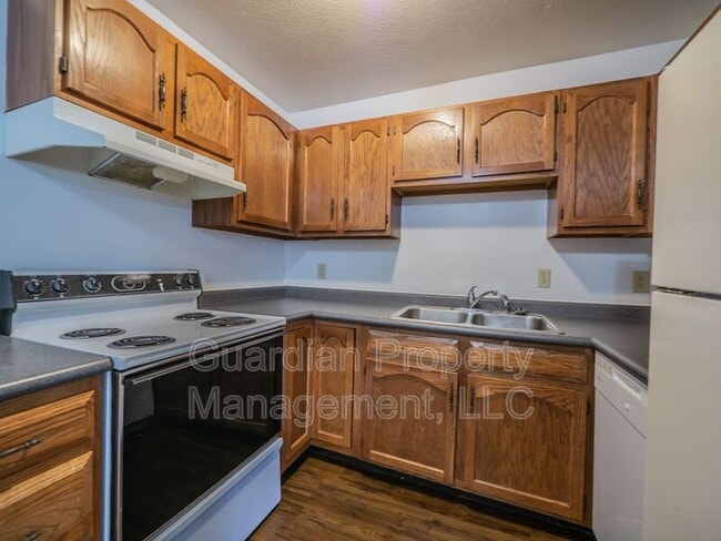 Foto del edificio - 1104 N Walnut St