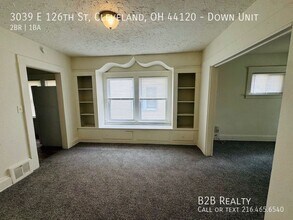 Building Photo - 3039 E 126th St
