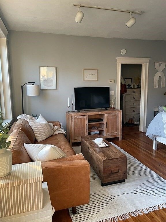 Building Photo - 1625 Commonwealth Ave