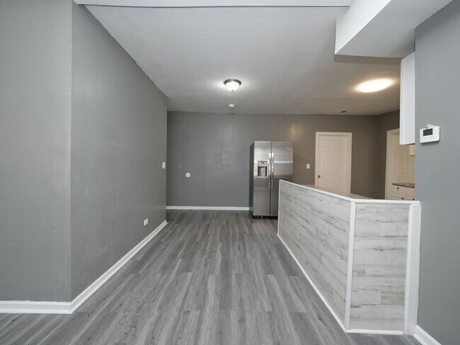 Foto del edificio - 346 N Laramie Ave