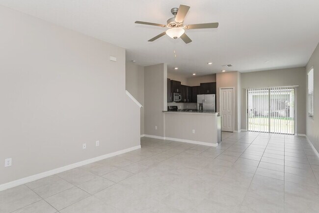 Foto del edificio - 8453 Campus Woods Way
