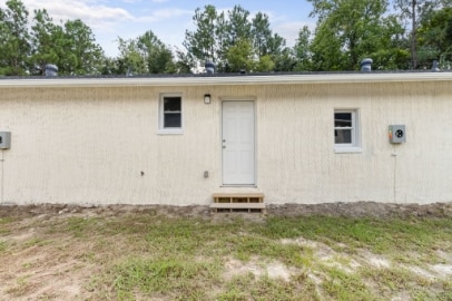 Foto del edificio - 1217 Pineview St