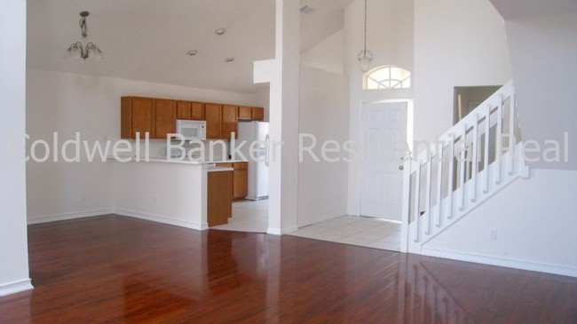 Building Photo - 4229 Branchside Ln