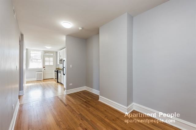 Foto del edificio - 2633 W Carmen Ave