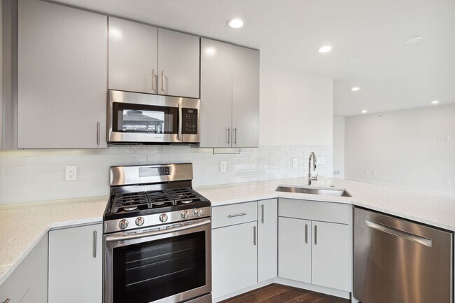 Foto del edificio - Luxury 2BD/2BA| Bella Vista Apartment