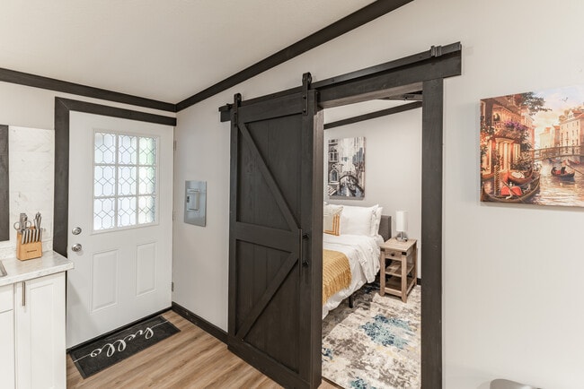 Foto del edificio - 847 Capshaw Rd NW
