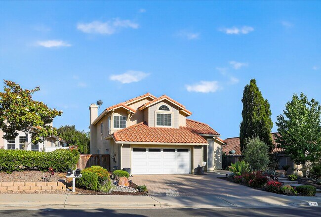 Foto del edificio - Exceptional Escondido Living — 4 Bed | 3 B...