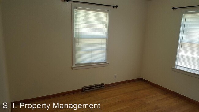 Building Photo - 3 br, 1.5 bath House - 505 S. Orchard