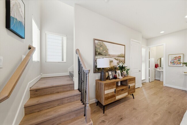 Foto del edificio - 5929 Haring Ln