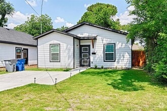 Building Photo - 2825 Farragut St