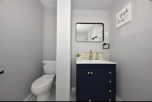 Building Photo - 4350 N 65th St