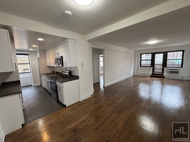 Building Photo - EAST 69 STREET