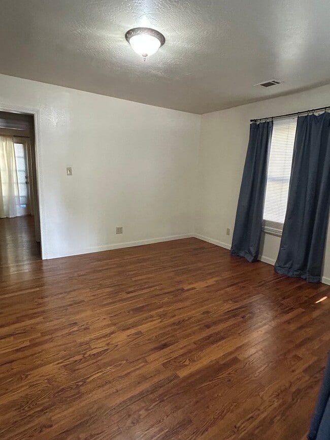 Building Photo - 1515 Citrus Ave