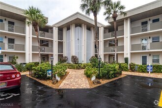 Building Photo - 6102 Augusta Dr