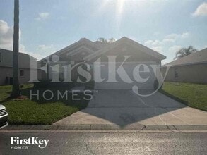 Building Photo - 242 Lady Diana Dr Building Photo - 242 Lady Diana Dr