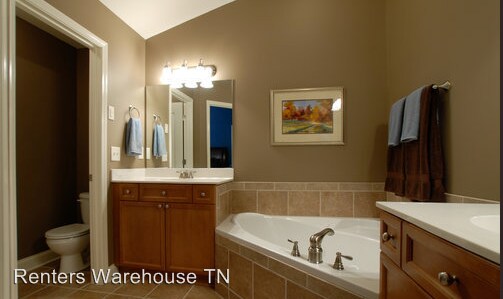 Building Photo - 1021 Woodbury Falls Dr