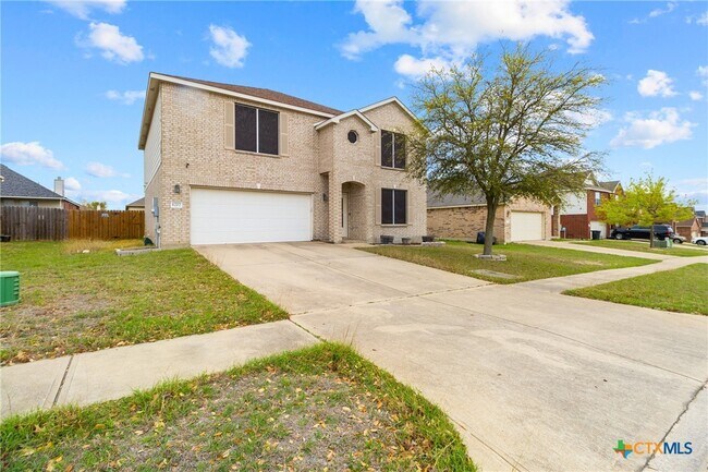 Foto del edificio - 6202 Bridgewood Dr
