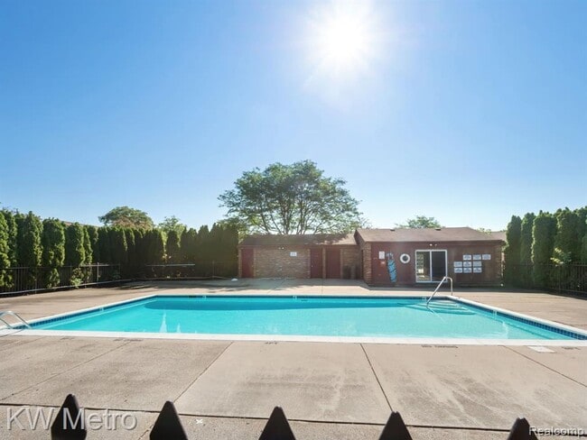 Building Photo - 23823 Village-House Dr S