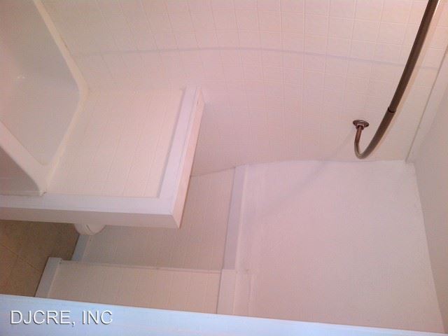Foto del edificio - 7513 Buist Ave