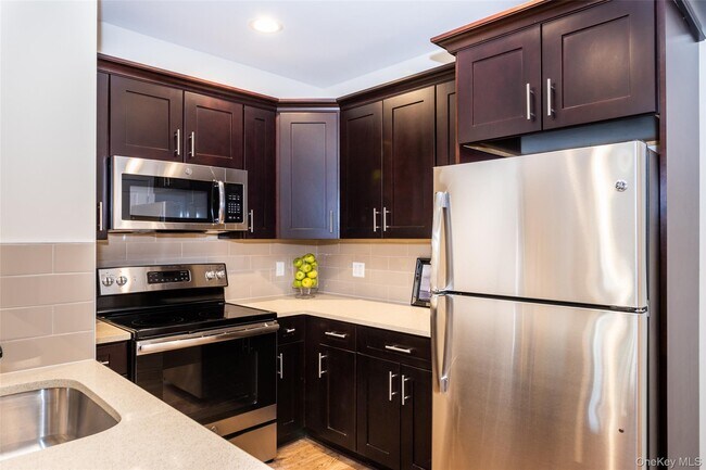 Foto del edificio - 40 Jackson Ave