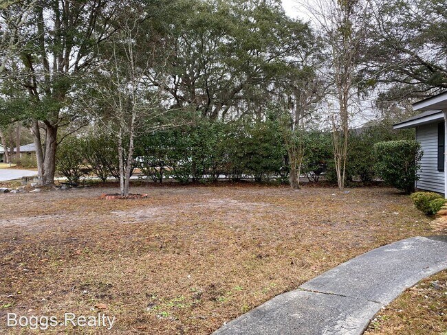 Foto del edificio - 3 br, 2 bath House - 216 Honey Lane Cir.