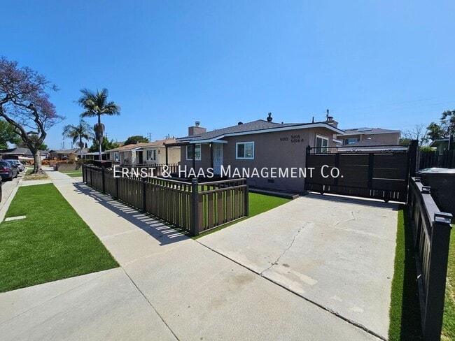 Building Photo - 5012 N Bentree Cir