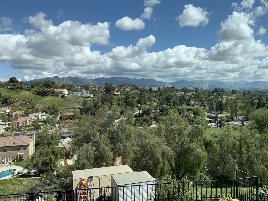 17785 Ridgeway Rd, Los Angeles, CA 91344 Apartments in Los Angeles, CA