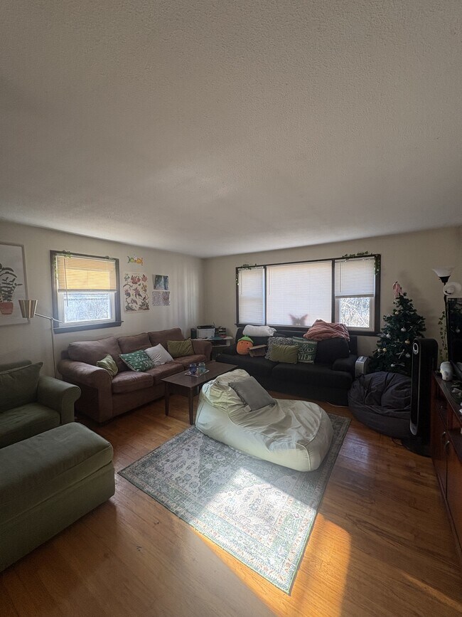 Building Photo - 310 West St